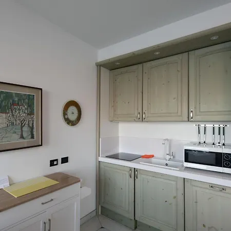 Punta Borromea By Interhome Appartement Stresa