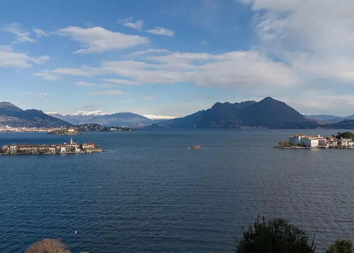 Punta Borromea By Interhome Lejlighed